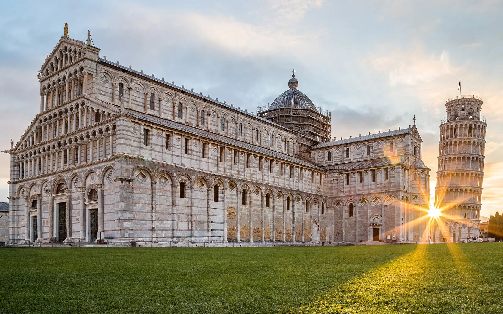 La Torre Inclinada de Pisa, Italia