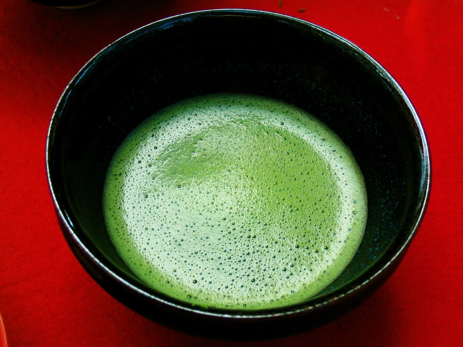 Cuenco de té matcha japonés